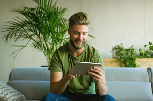 9 hábitos automáticos que complicam sua vida financeira