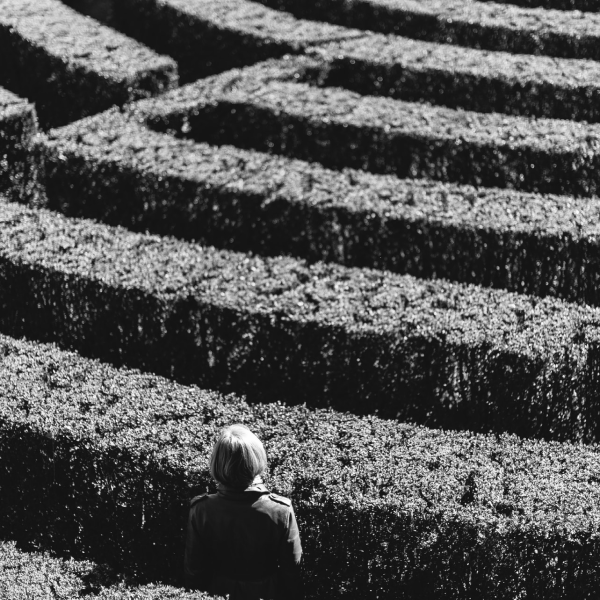 Labirinto preto e branco